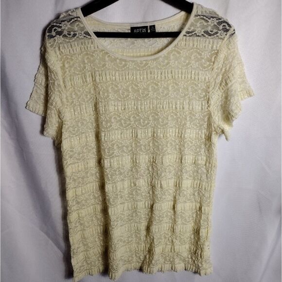 Apt 9 lace top - Picture 1 of 6